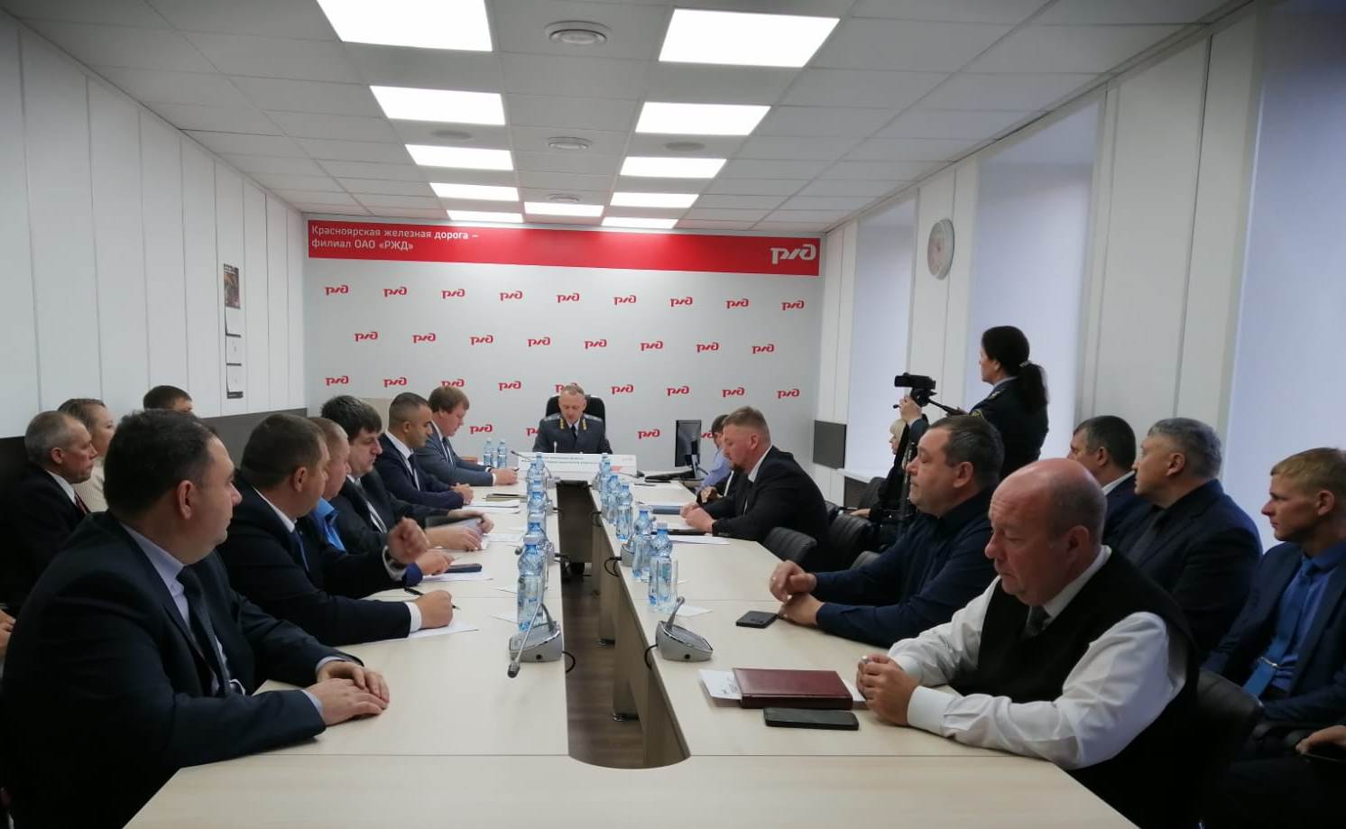 Состоялись публичные обсуждения контрольной (надзорной) деятельности и правоприменительной практики в Абакане